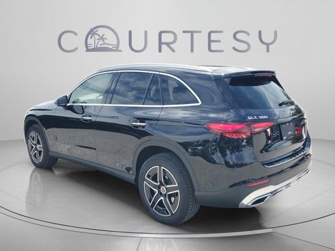 Certified 2026 Mercedes-Benz GLC 300 4MATIC image 3