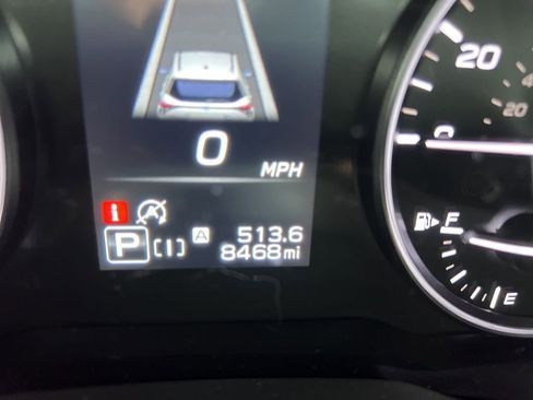 Used 2025 Subaru Forester Premium image 9