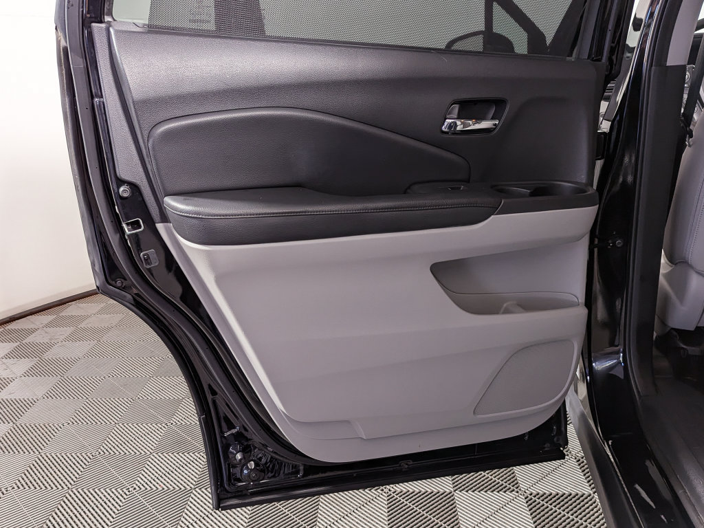 Used 2017 Honda Pilot Touring image 41