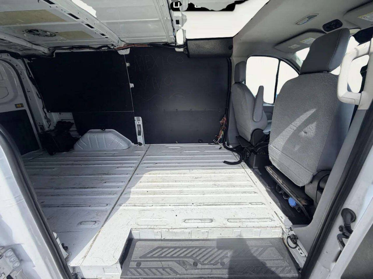 Used 2016 Ford Transit 250 130 Low Roof RWD image 10
