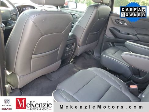 Used 2023 Chevrolet Traverse Premier FWD image 22