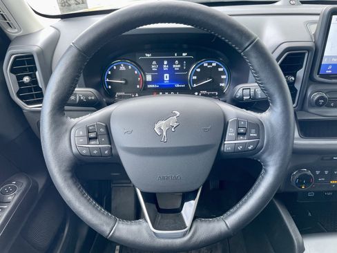 Used 2022 Ford Bronco Sport Outer Banks w/ Tech Package AWD/4WD image 21
