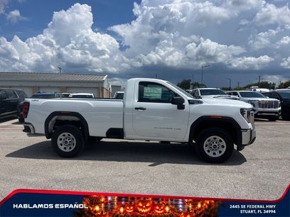 New 2026 GMC Sierra 2500 Pro w/ Convenience Package