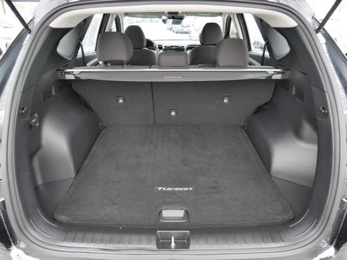 Certified 2023 Hyundai Tucson SE image 18