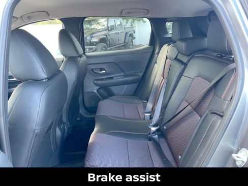 New 2026 Nissan Kicks SR w/ Cold Weather Package image 35