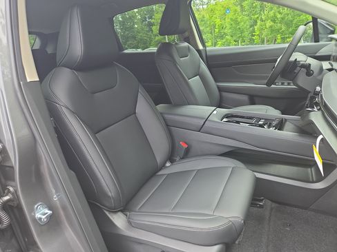 New 2025 Nissan Murano SV image 14