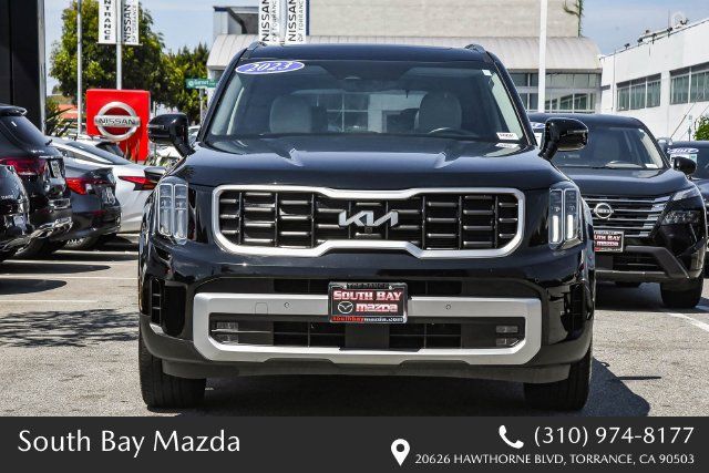 Used 2023 Kia Telluride SX FWD image 2