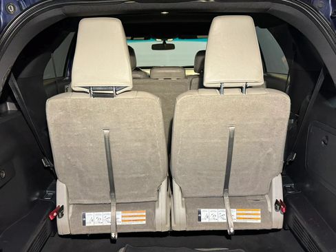Used 2011 Ford Explorer XLT w/ 202A Rapid Spec Order Code FWD image 30