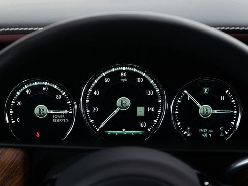 Certified 2023 Rolls-Royce Cullinan AWD/4WD image 44