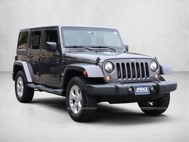Used 2014 Jeep Wrangler Unlimited Sahara AWD/4WD image 3