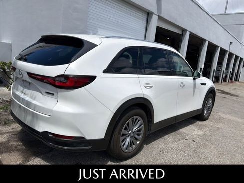 Certified 2024 MAZDA CX-90 3.3 Turbo w/ Preferred Plus image 5
