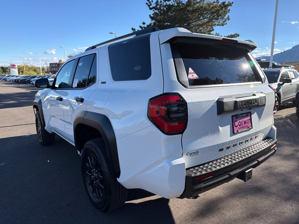 Used 2026 Toyota 4Runner SR5 AWD/4WD image 5