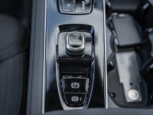 New 2026 Volvo XC90 B6 Plus w/ Protection Package image 26