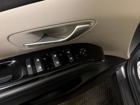 Used 2023 Hyundai Tucson Limited image 23