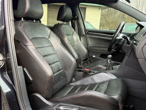 Used 2016 Volkswagen GTI SE w/ Lighting Package (SEL) image 19