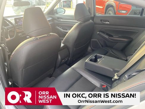Used 2023 Nissan Altima 2.5 SR image 17