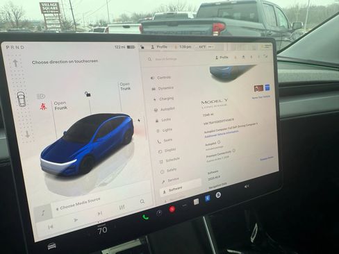 Used 2026 Tesla Model Y Long Range RWD image 14