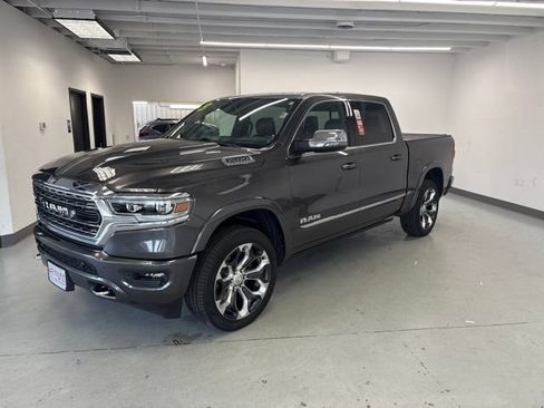 Used 2023 RAM 1500 Limited AWD/4WD image 3