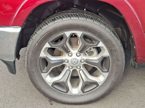 Used 2023 RAM 1500 Limited image 9