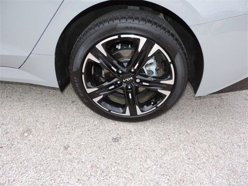 Used 2023 Kia K5 GT-Line image 9