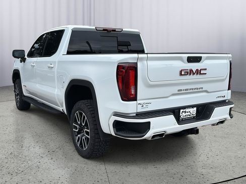 Used 2025 GMC Sierra 1500 AT4 w/ AT4 Premium Package AWD/4WD image 3