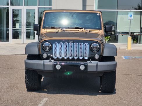 Used 2015 Jeep Wrangler Sport AWD/4WD image 2
