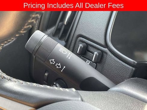 Used 2020 GMC Canyon Denali AWD/4WD image 29