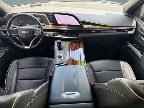 Used 2021 Cadillac Escalade Premium Luxury w/ LPO, Radiant Package AWD/4WD image 16