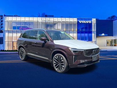 New 2026 Volvo XC90 T8 Ultra w/ Protection Package