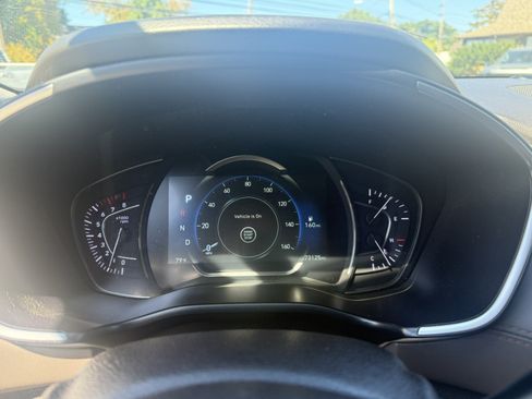Used 2020 Hyundai Santa Fe SEL FWD image 17