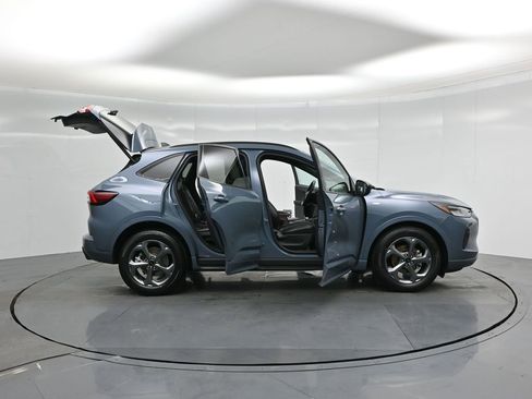 Certified 2023 Ford Escape ST-Line w/ Tech Pack #1 image 5