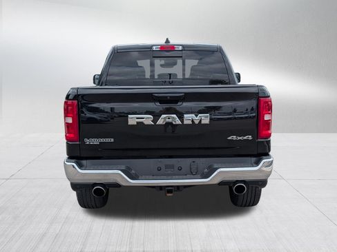 Used 2025 RAM 1500 Laramie AWD/4WD image 6