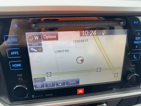 Used 2016 Toyota Tacoma Limited w/ Towing Package image 30