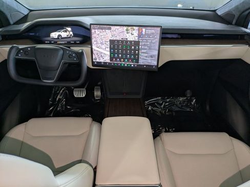 Used 2023 Tesla Model X AWD/4WD image 17