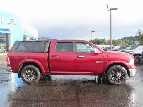 Used 2017 RAM 1500 Laramie image 10