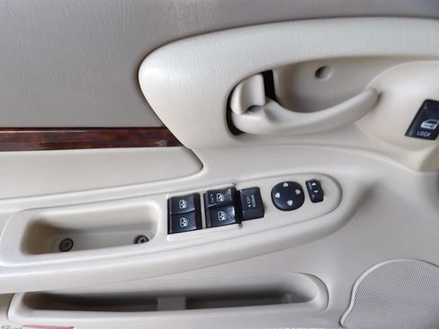 Used 2003 Chevrolet Impala image 17