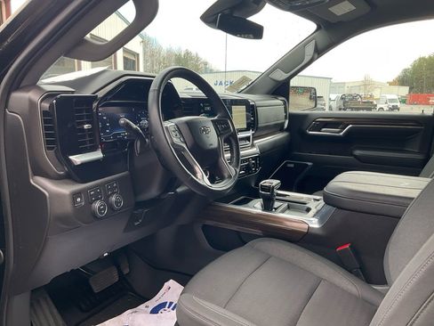 Used 2024 Chevrolet Silverado 1500 RST w/ Convenience Package II image 15