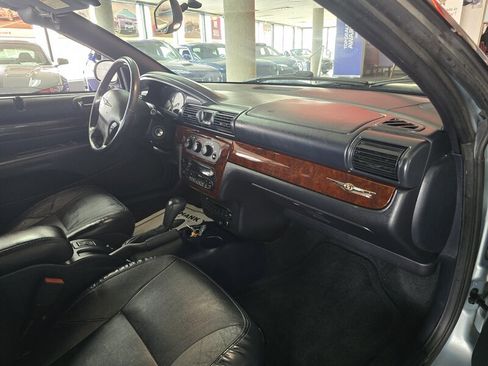 Used 2003 Chrysler Sebring Limited image 12