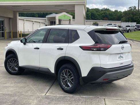 Used 2023 Nissan Rogue S FWD image 5