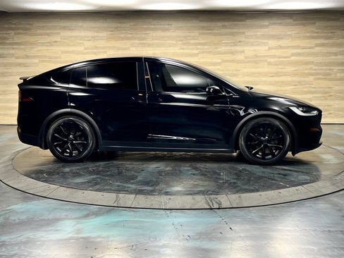 Used 2022 Tesla Model X AWD/4WD image 21