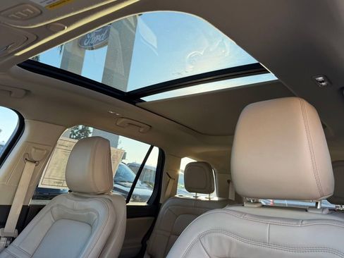 Used 2023 Lincoln Aviator Reserve image 18