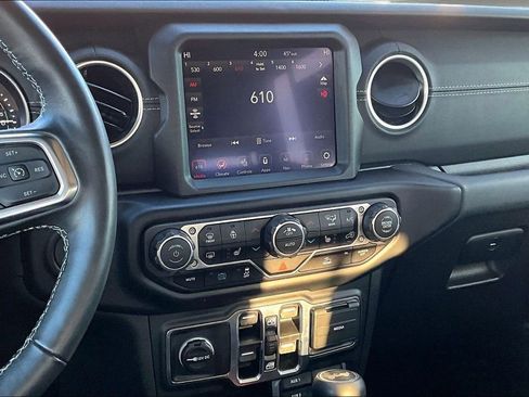 Used 2023 Jeep Wrangler Unlimited Sahara w/ Cold Weather Group image 9