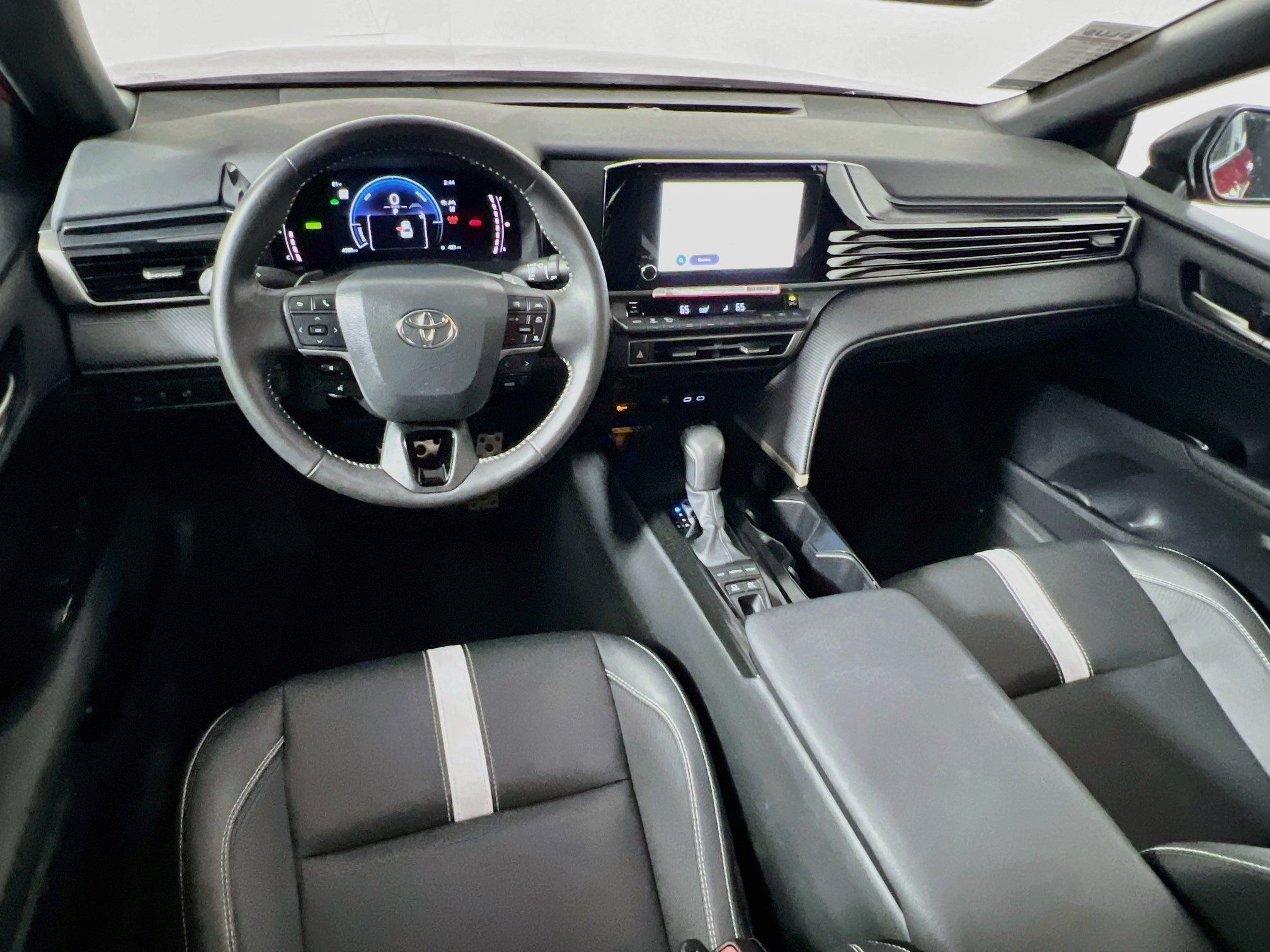 Used 2026 Toyota Camry SE w/ Convenience Package FWD image 28