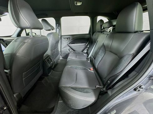 Used 2025 Subaru Forester Touring image 29