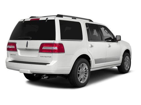 Used 2014 Lincoln Navigator 4WD image 5