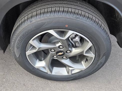 New 2026 Chevrolet Trax LT w/ Driver Confidence Package image 5