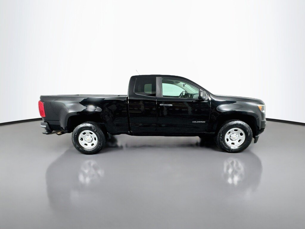 Used 2018 Chevrolet Colorado W/T RWD image 6