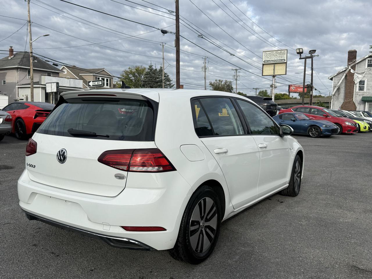 Used 2019 Volkswagen e-Golf SE w/ Driver Assistance Package FWD image 5