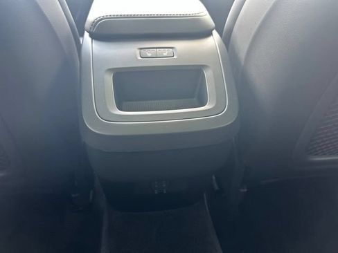 Certified 2024 Volvo XC60 B5 Core w/ Protection Package Premier AWD/4WD image 16