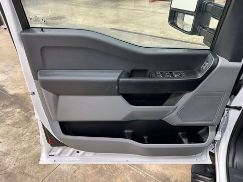 New 2026 Ford F350 XL w/ XL Chrome Package AWD/4WD image 14